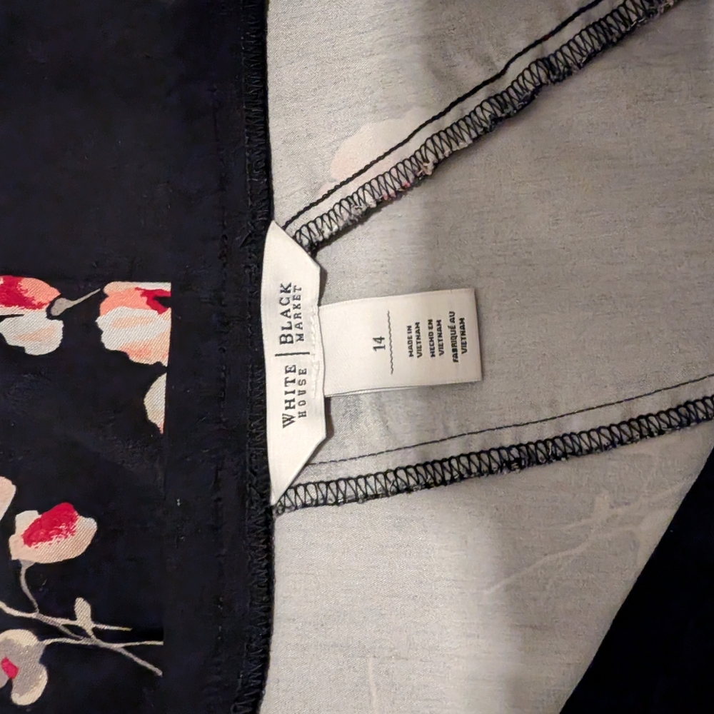 White House Black Market Black Floral Pencil Skirt - Picture 5 of 6
